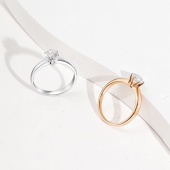 Кольцо из белого золота с бриллиантом 0,7 ct