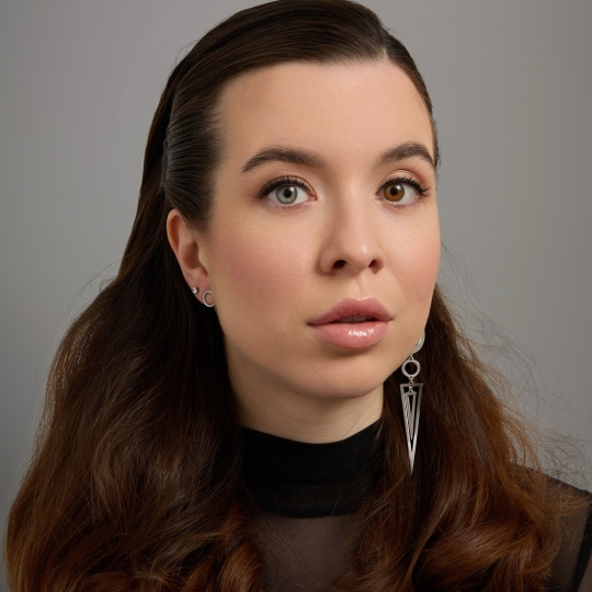 Одиночная серьга из серебра 