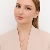Подвеска из золота с жемчугом