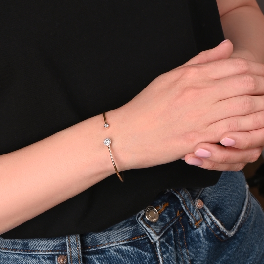 Браслет из золота с фианитами