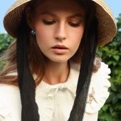 Подвеска-брошь из золота с топазами London и фианитами 