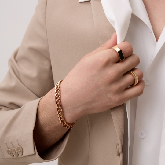 Кольцо-печатка из золота