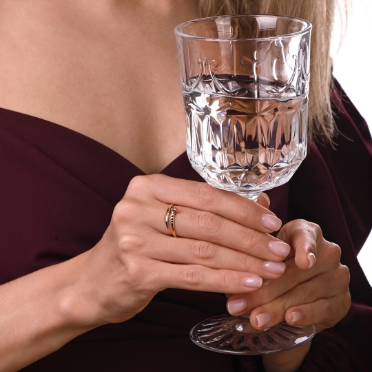 Кольцо из золота с бриллиантами и сапфиром