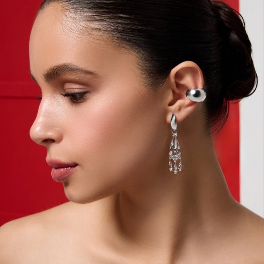 Серьги из серебра с фианитами