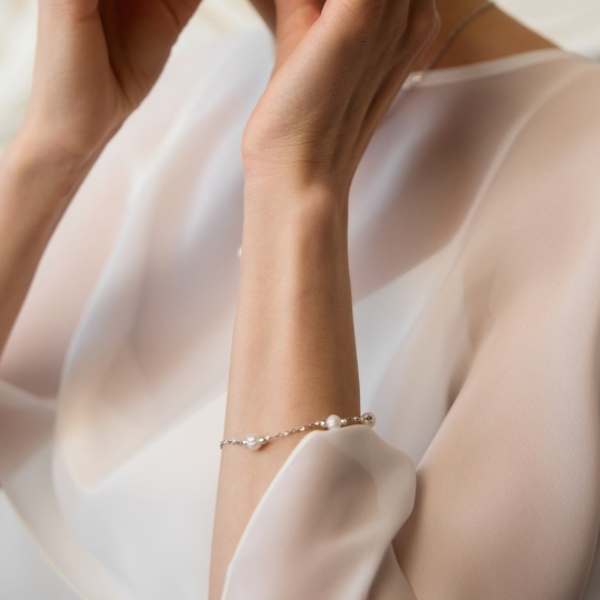 Браслет с серебряной вставкой