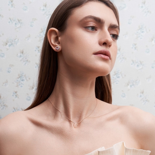 Кольцо из золота с фианитом