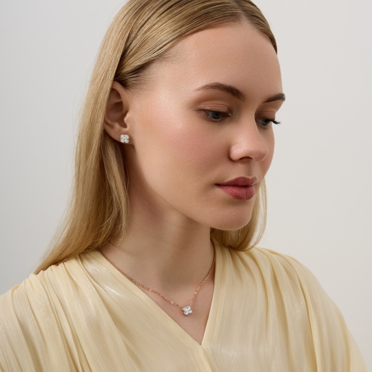 Подвеска из золота с фианитами