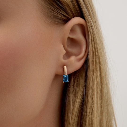 Кольцо из золота с ситаллом топаз Swiss