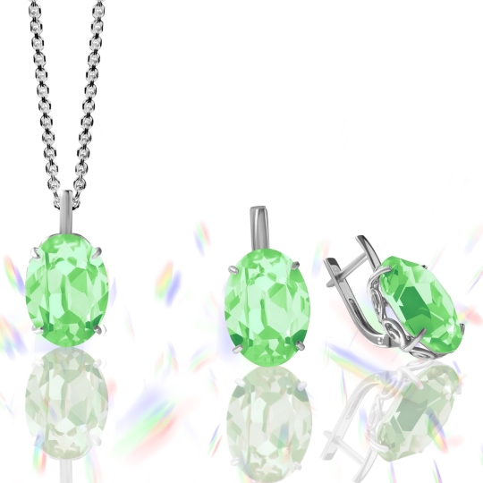 Серьги из серебра с ювелирными кристаллами