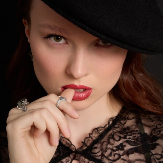 Подвеска из серебра с ювелирным кристаллом