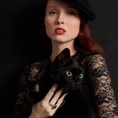 Кольцо из серебра с ювелирным кристаллом