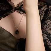 Подвеска из серебра с ювелирным кристаллом