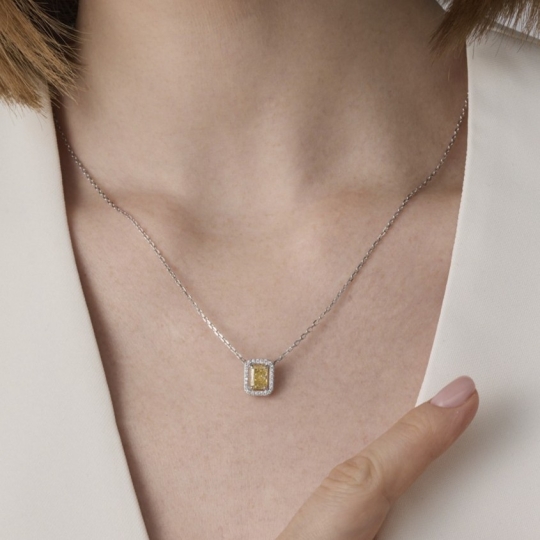 Колье из серебра