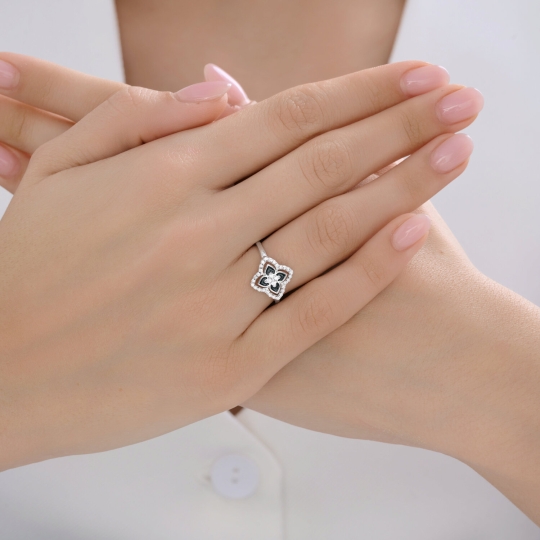 Серьги из серебра с эмалью и фианитами