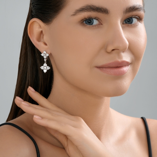  Серьги из серебра с гранатами и фианитами