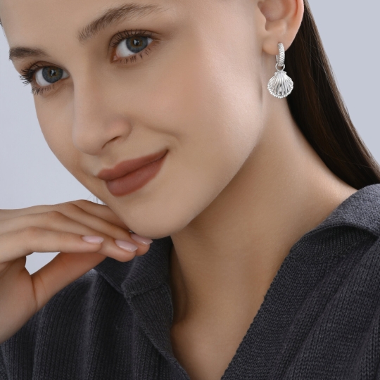 Серьги из серебра с фианитами