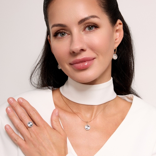 Серьги из золота с бриллиантами