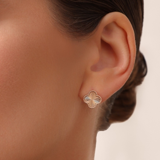 Серьги из золота с бриллиантами