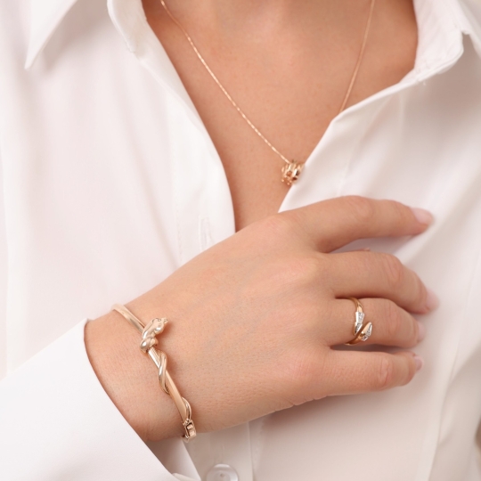 Браслет из лимонного золота