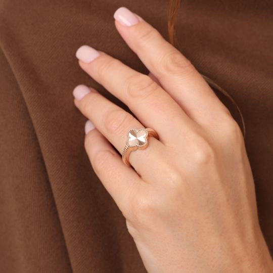 Серьги из золота