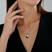 Колье из серебра с агатом и фианитами