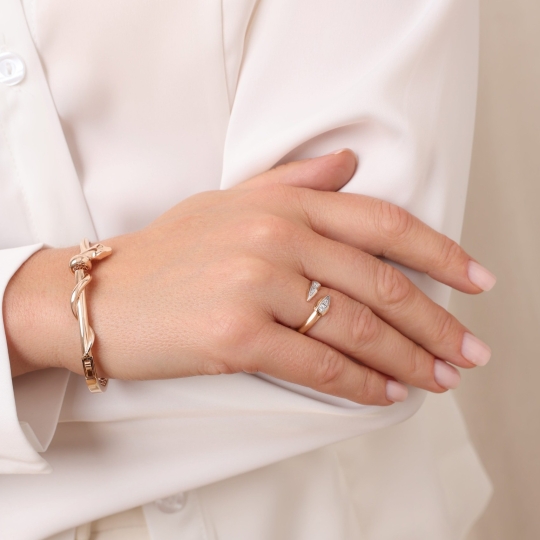 Кольцо из золота с эмалью с фианитом "Спаси и сохрани"