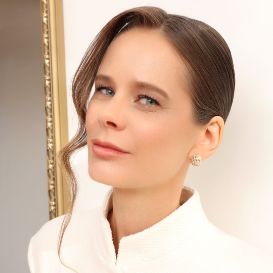 Серьги из золота с черными бриллиантами