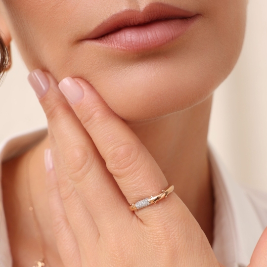 Серьги из золота с фианитами