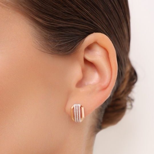 Кольцо из золота с фианитами