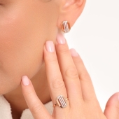 Серьги из золота с фианитами