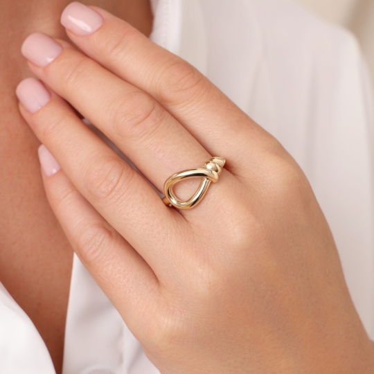 Браслет из лимонного золота