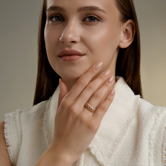 Кольцо из золота с сапфиром