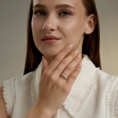 Кольцо из золота с фианитами