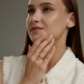 Кольцо из золота с фианитами