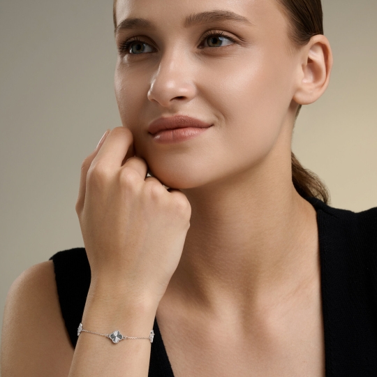 Браслет из белого золота