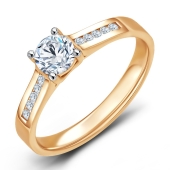 Кольцо из золота с выращенными бриллиантами