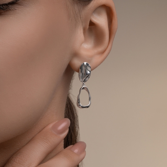 Серьги из серебра с фианитами