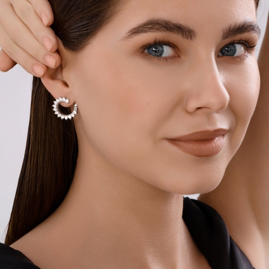 Серьги из серебра с аметистами Серьги из серебра с аметистами