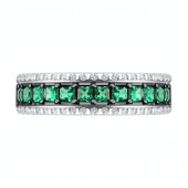 Кольцо из серебра с фианитами