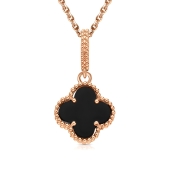 Подвеска из золота с ониксом