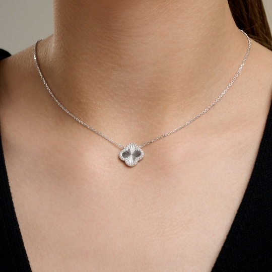 Колье из серебра с фианитами