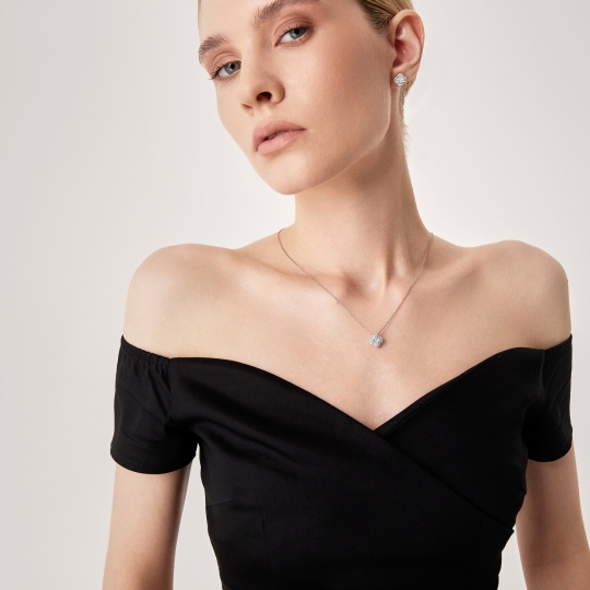 Серьги из золота с рубинами