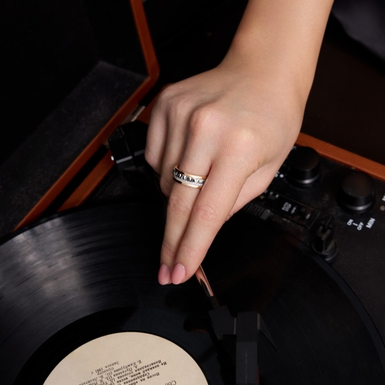 Кольцо из золота