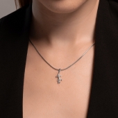 Подвеска из серебра с фианитами 