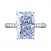 Кольцо из серебра с фианитами