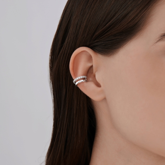 Серьги из серебра с рубиновыми корундами и фианитами