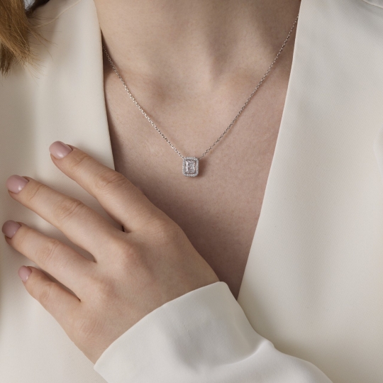 Серьги из серебра с бриллианитами и фианитами