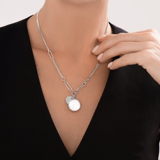 Колье-чокер из шпинели с жемчугом и серебряным замком