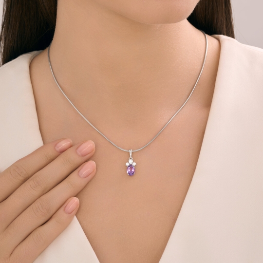 Кольцо из серебра с аметистом и фианитами