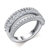 Кольцо из серебра с фианитами